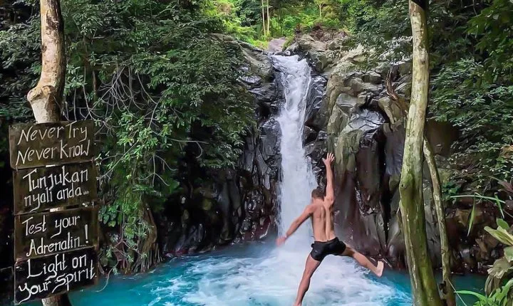 All Inclusive : Jumping Sliding at Aling- Aling Waterfall - Handara Gate - Lunch