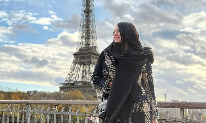 Paris: Private Vehicle Panoramic Tour + River Seine Cruise