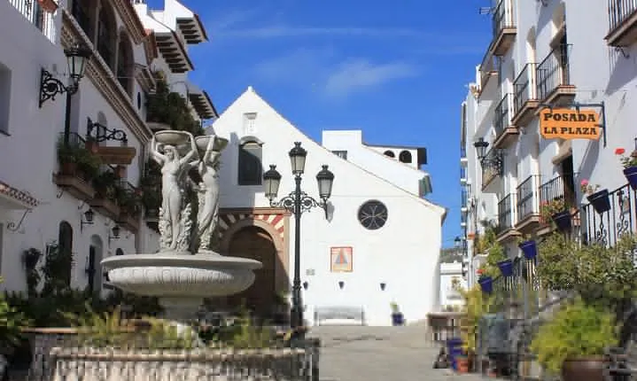 Mudejar Route and White Villages Small-Group Tour with Lunch