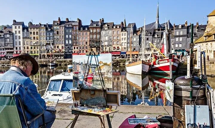 Rouen to Deauville & Honfleur : Small Group Private Tour