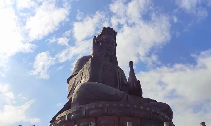 Private Day Tour to Mt Xiqiao from Guangzhou