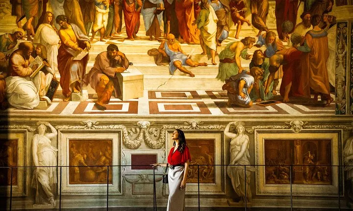 Skip the line: Vatican Museums, Sistine Chapel & St Peters Tour
