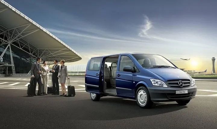 Airport ( PEK) Pick-up Service with Private Driver( Not English Speaking)