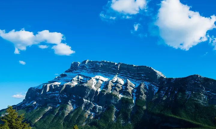Banff Deep 1 Day Tour in small group