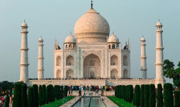 Private Sunrise Taj Mahal and Agra City Tour