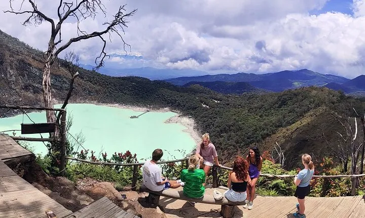 Private Guided to The White Crater & Surrounding Areas Tour