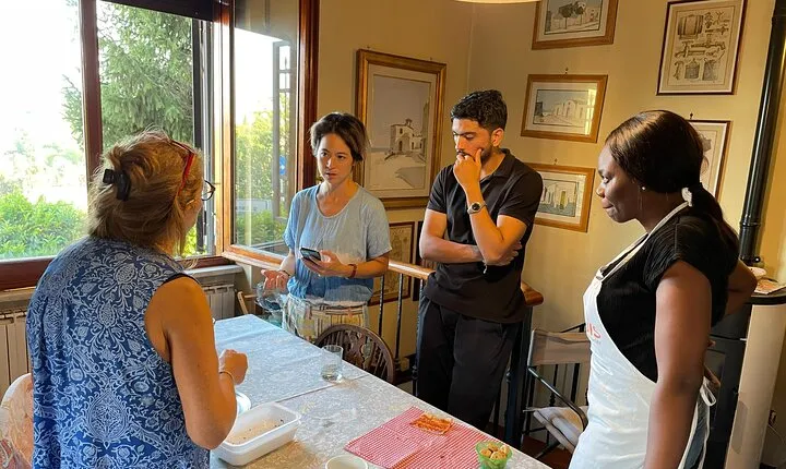 Cooking Class at Daniela's House in Rome