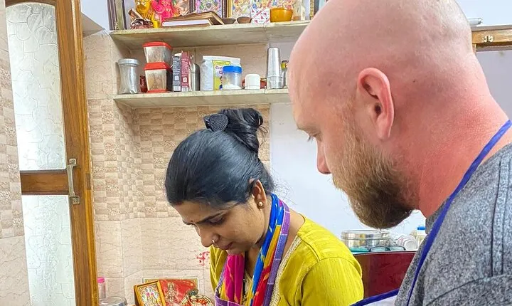 Cooking class and dinner with Rekha family with full meals