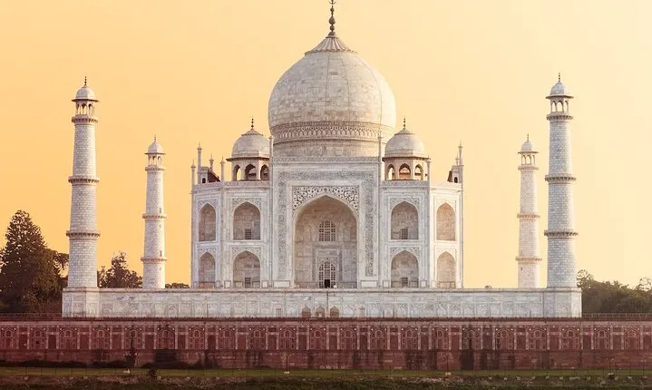 Full Day Trip To Taj Mahal By Car From Delhi