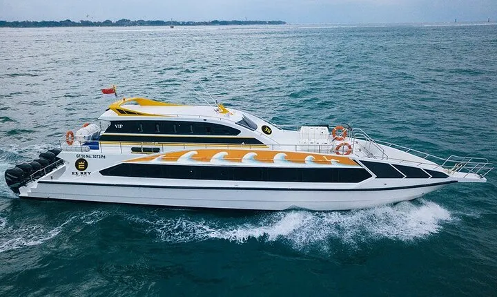 One-way Ticket Fast Boat from Sanur Bali or Nusa Penida
