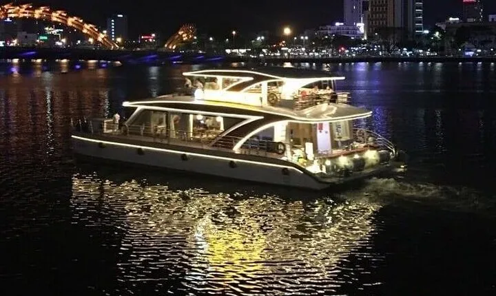Combo: Bamboo Dragon Cruise/Yatch-Tasty Local Beer & Champa Dance
