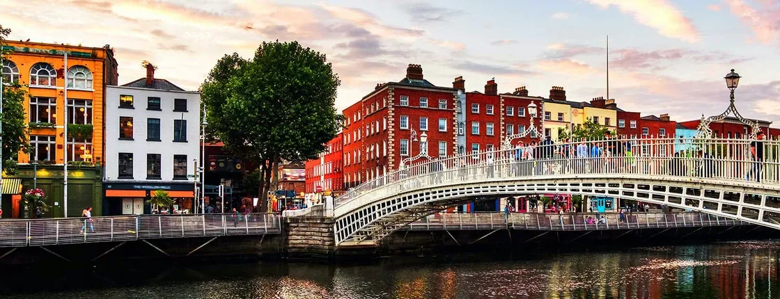 Explore Turtle Bunbury's Dublin on a self-guided audio tour
