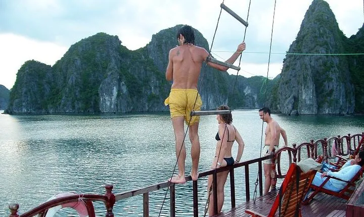 2-Day Halong Bay Cruise