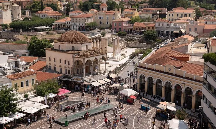 Semi-private Historical & Contemporary Segway Tour in Athens