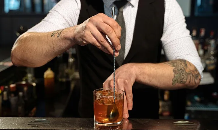 Paris Speakeasy Experience: Hidden Bars 6-Guests Max