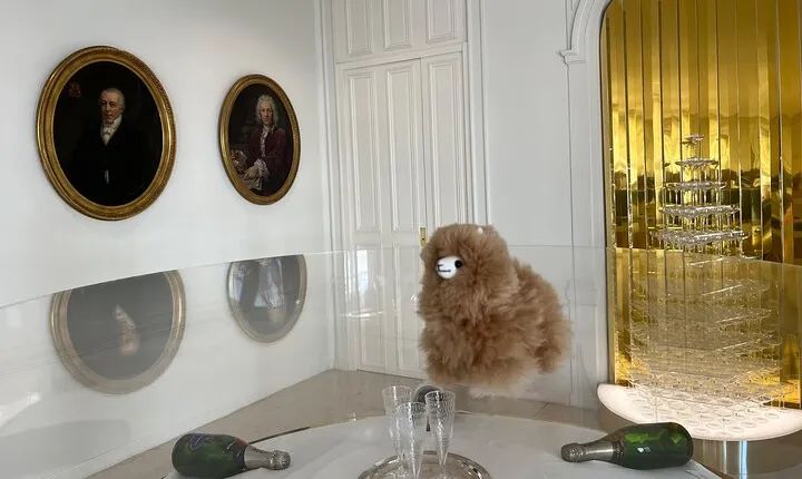 Luxury Dom Pérignon Champagne Tour with Brunch and Dinner