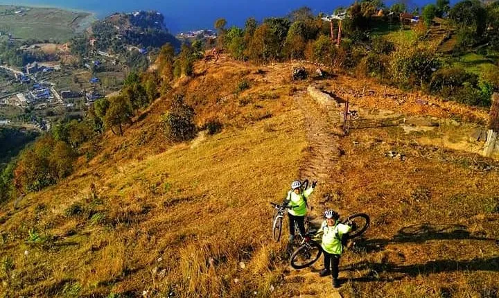Round The Phewa