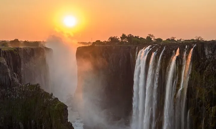 Majestic Victoria Falls - 3 Days Tour
