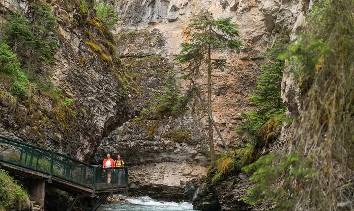 Johnston Canyon, Moraine Lake, Banff, Lake Louise Trip