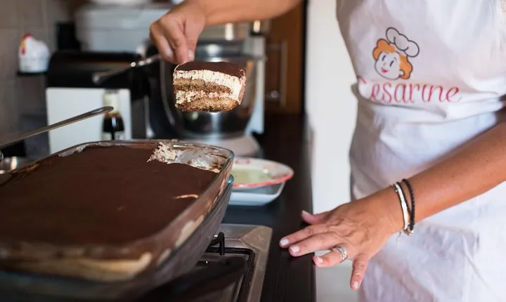 Cesarine: Pasta & Tiramisu Class at Local's Home in La Spezia