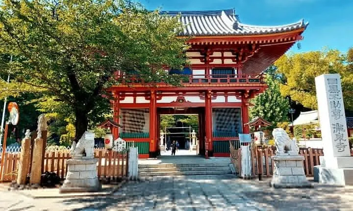 Licensed Guide Tokyo Seven Lucky Gods Temple and Shrine Tour 