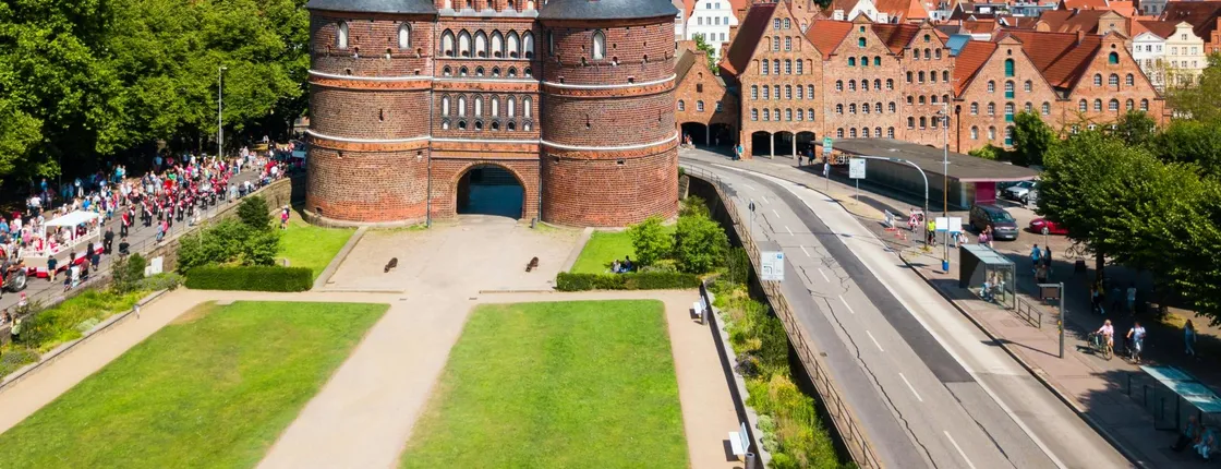 Follow the footsteps of the Hansa guided tour