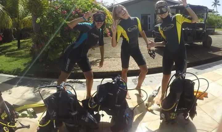 Discovering Diving / Discover Scuba Diving (DSD)
