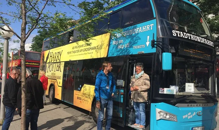 Hop-on Hop-off Hamburg City Tour