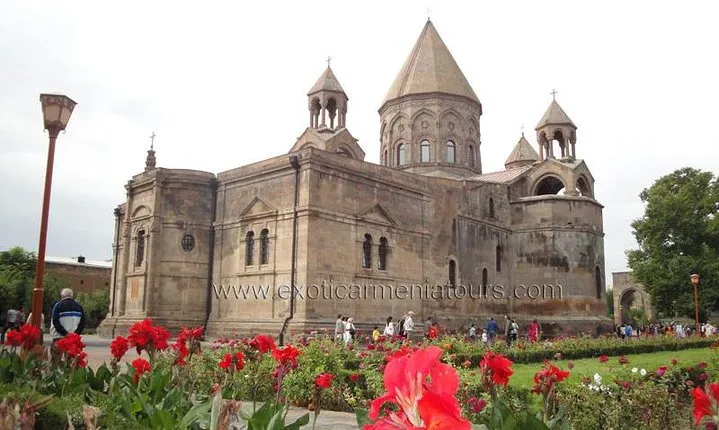 Private Tour to the Holy City of Echmiadzin