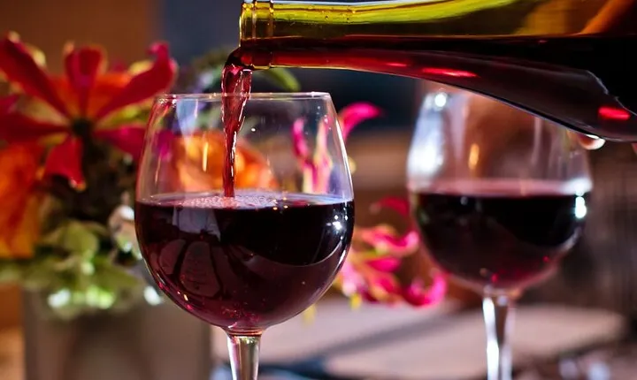 Charleston Harbor Luxury Dinner Cruise with Live Music