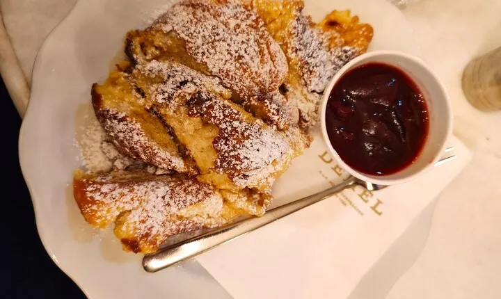 Taste Vienna: A Full Meal Walking Food Tour by Do Eat Better