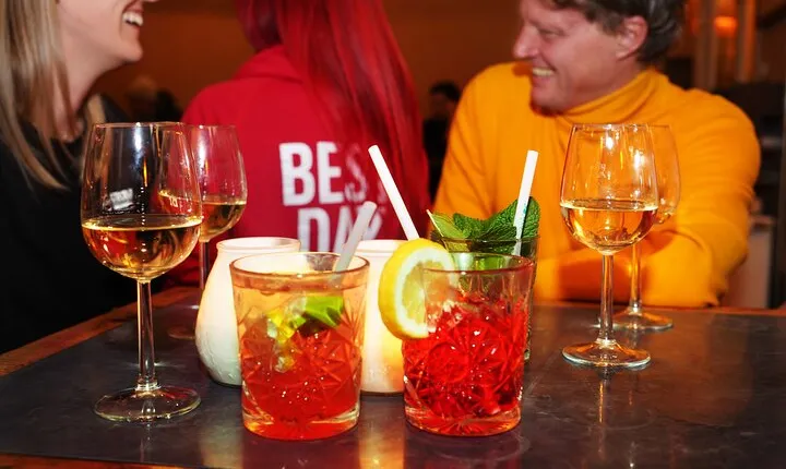 Vienna After Dark: Private Evening Food & Drink Experience