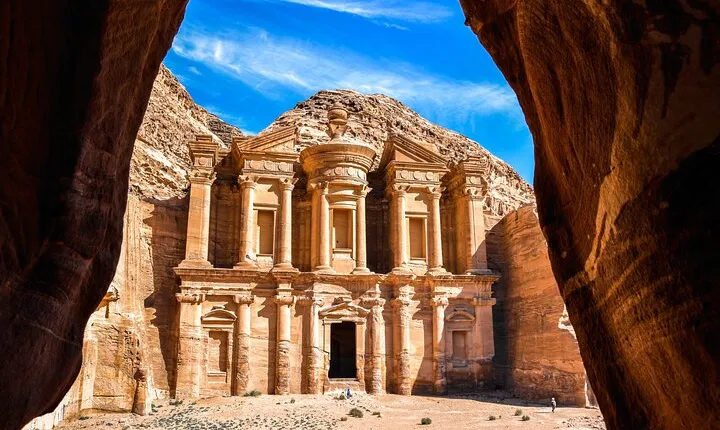 5-Day Jordan Tour in Petra, Wadi Rum, and the Dead Sea