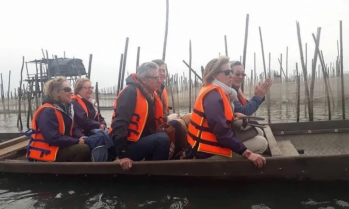 Hue Tours - Thuy Bieu & Tam Giang Tour
