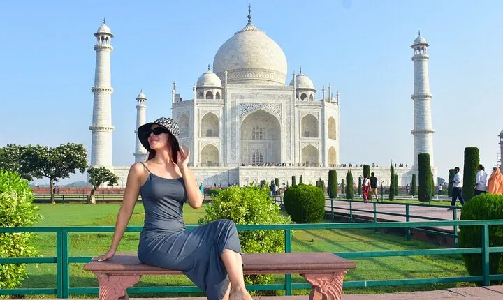 Skip The Line Taj Mahal & Agra Tour by AC Car From Agra