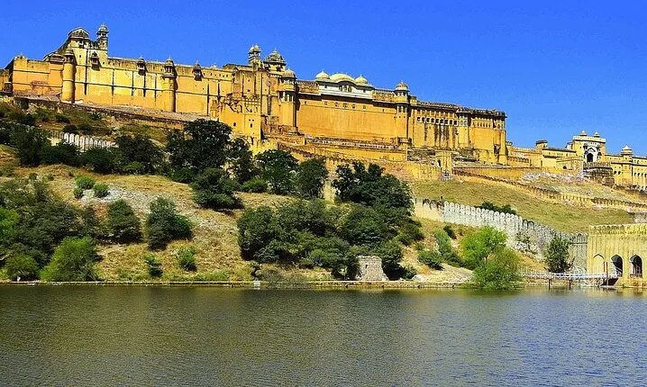 Private Same Day Jaipur tour from new Delhi 