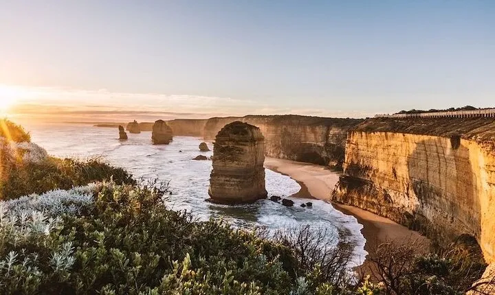12 Apostles and Great Ocean Road from Melbourne