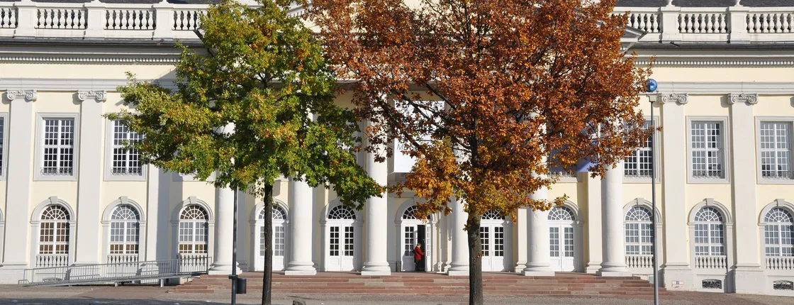 Historical walking tour through Kassel