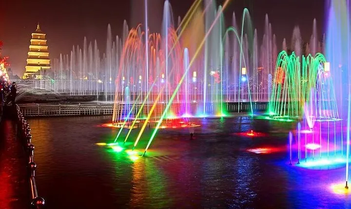 Xi'an Night Tour: South Gate Square and Big Wild Goose Pagoda Square
