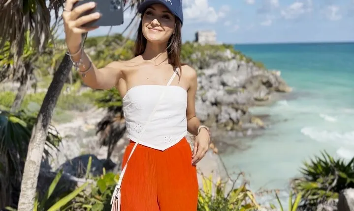 Guided tour of Tulum and swimming in Cenote Mariposa