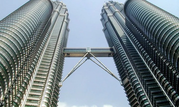 SIC - 13 Attractions: Kuala Lumpur Half-Day City Tour (Self-Guided)
