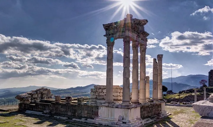Pergamon&Asklepion Day Tour from Kusadasi / Izmir