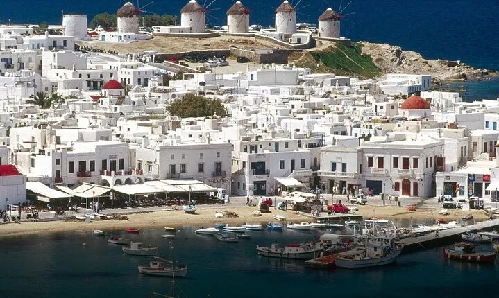 27 Day Grand Circle Tour of Mainland & Corfu, Mykonos, Santorini