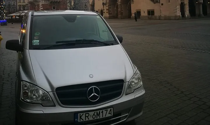 International transfer from Krakow (airport) to Poprad