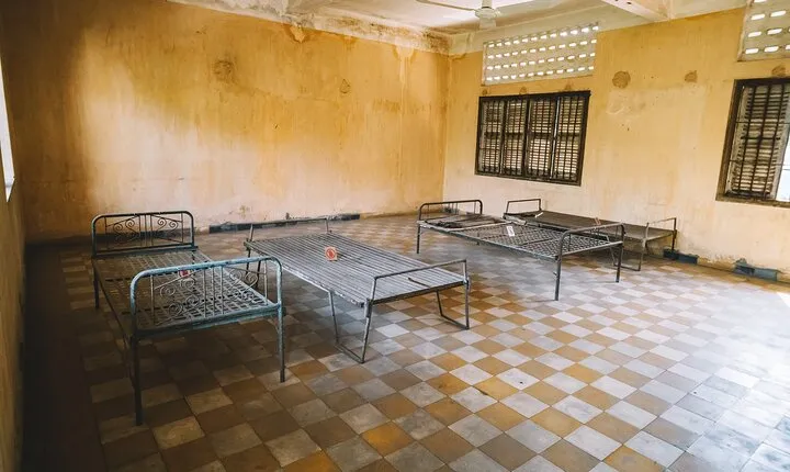 Phnom Penh the Killing Fields and Toul Sleng Museum Tour