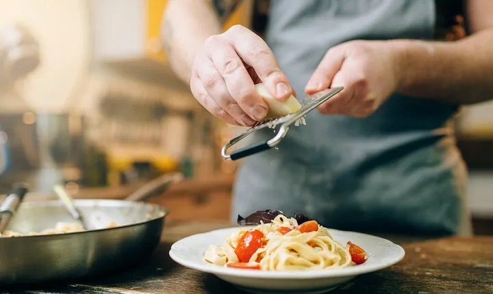Arezzo: Colorful Tagliatelle & Ravioli Home Cooking class