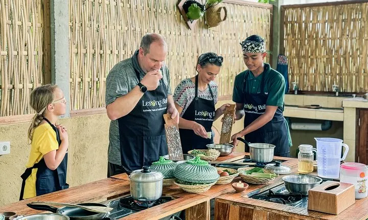 Balinese Authentic Cooking Class and Sightseeing in Ubud