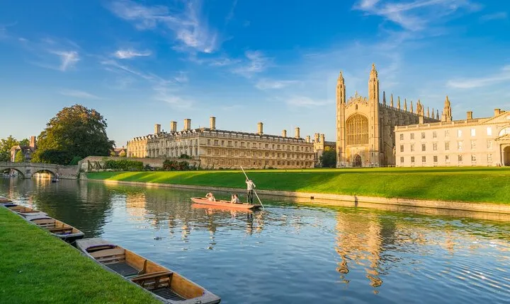 Cambridge and Greenwich - Day Tour from Brighton
