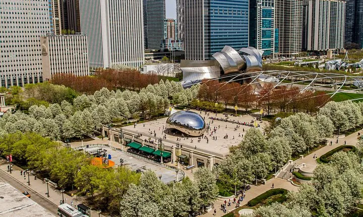 Self-Guided Chicago Loop Tour Explore the City at Your Own Pace