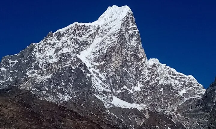 11 Day Everest Base Camp Trek from Lukla